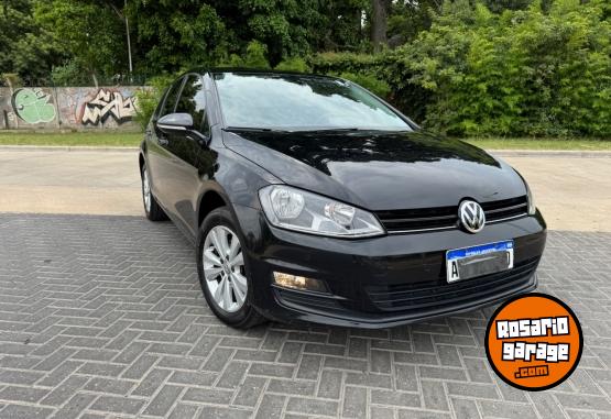 Autos - Volkswagen Golf 2017 Nafta 102000Km - En Venta