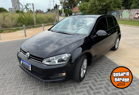 Autos - Volkswagen Golf 2017 Nafta 102000Km - En Venta