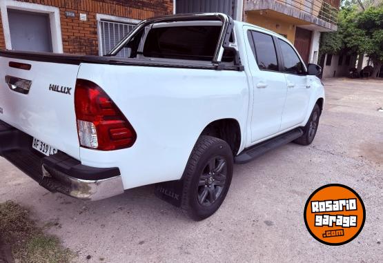 Camionetas - Toyota Hilux 2022 Diesel 26200Km - En Venta