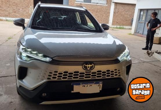 Autos - Toyota COROLLA CROSS SEG 2.0 2025 Nafta 2900Km - En Venta