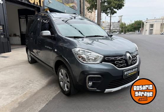 Utilitarios - Renault Kangoo Stepway 2018 Diesel  - En Venta