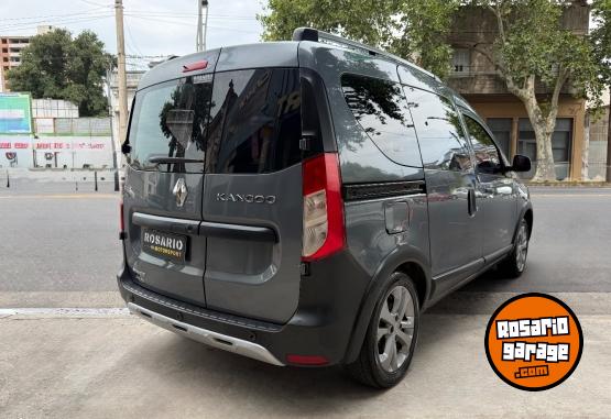 Utilitarios - Renault Kangoo Stepway 2018 Diesel  - En Venta