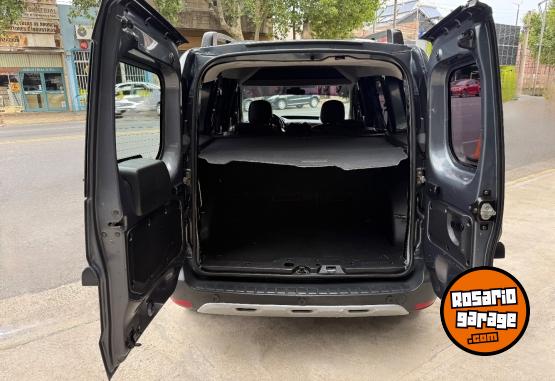 Utilitarios - Renault Kangoo Stepway 2018 Diesel  - En Venta