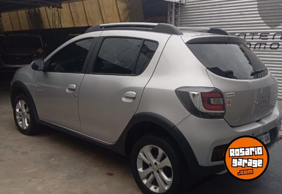Autos - Renault Sandero Stepway Privileg 2015 Nafta 91000Km - En Venta