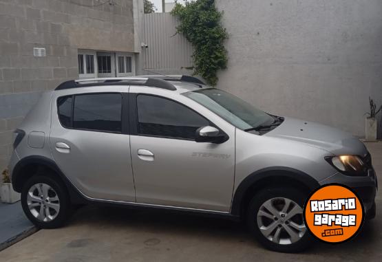 Autos - Renault Sandero Stepway Privileg 2015 Nafta 91000Km - En Venta