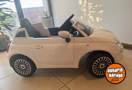 Art�culos para beb� - Auto a bater�a Fiat 500 con control remoto - En Venta