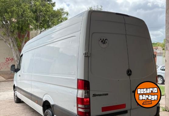 Utilitarios - Mercedes Benz 515 2015 Diesel 284000Km - En Venta