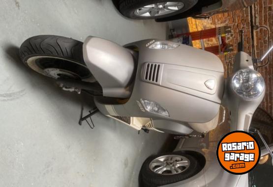 Motos - Zanella Styler 2019 Nafta 3600Km - En Venta