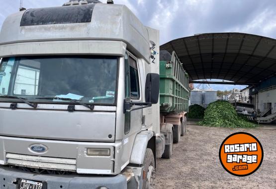 Camiones y Gr�as - Ford cargo 1832 - En Venta