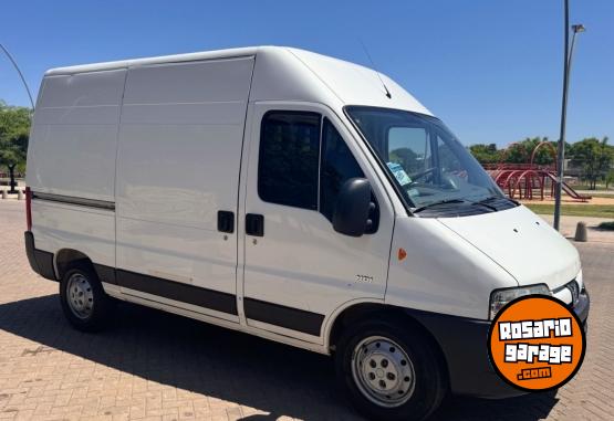 Utilitarios - Peugeot BOXER 350MH 2.3 HDI CONFO 2017 Diesel  - En Venta