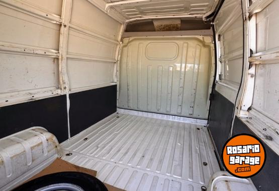 Utilitarios - Peugeot BOXER 350MH 2.3 HDI CONFO 2017 Diesel  - En Venta