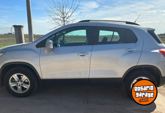 Camionetas - Chevrolet Tracker 2018 Nafta 80000Km - En Venta