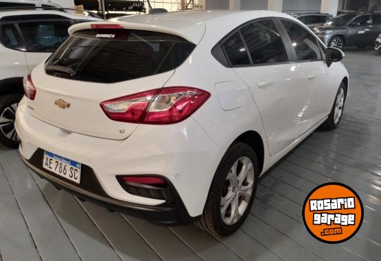 Autos - Chevrolet Cruze LT 2021 Nafta 111800Km - En Venta