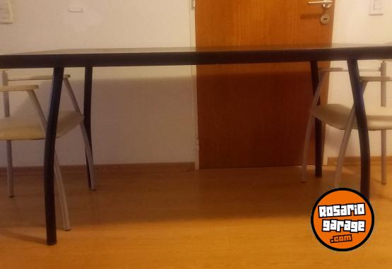 Hogar - Juego de Mesa y sillas - En Venta