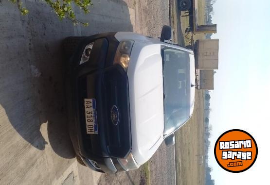 Camionetas - Ford Ranger 2016 Diesel 180000Km - En Venta