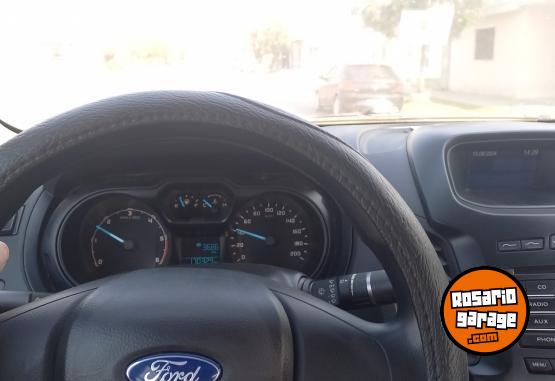 Camionetas - Ford Ranger 2016 Diesel 180000Km - En Venta