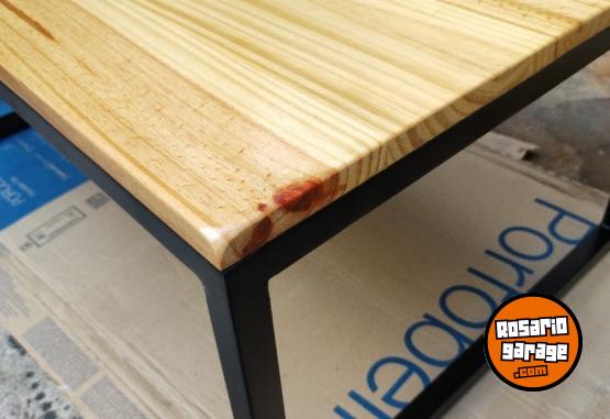 Hogar - Mesa ratona madera y hierro - En Venta