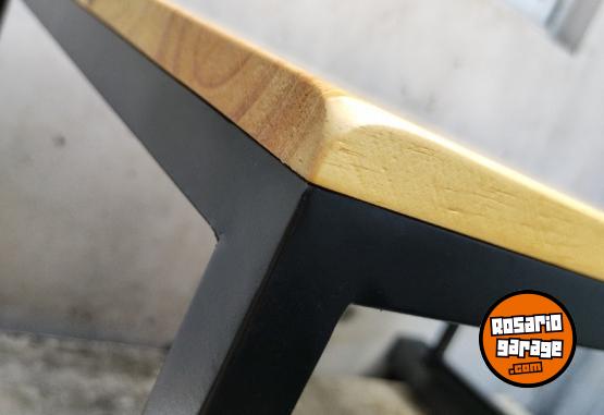 Hogar - Mesa ratona madera y hierro - En Venta