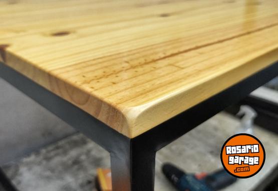 Hogar - Mesa ratona madera y hierro - En Venta