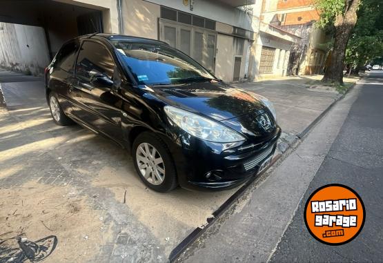 Autos - Peugeot 207 xt 2012 Nafta 132000Km - En Venta