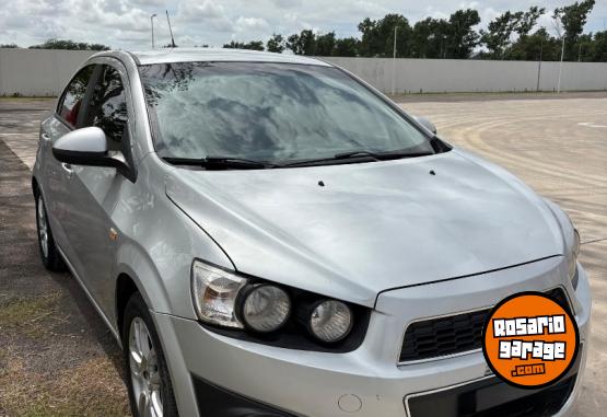 Autos - Chevrolet Sonic 2014 GNC 117000Km - En Venta