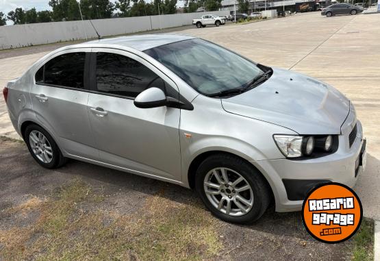 Autos - Chevrolet Sonic 2014 GNC 117000Km - En Venta