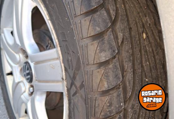 Autos - Volkswagen FOX 2005 trendline 1.6 2005 Nafta 165000Km - En Venta