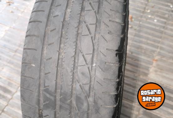 Accesorios para Autos - CUBIERTAS USADAS EN MUY BUEN ESTADO - En Venta