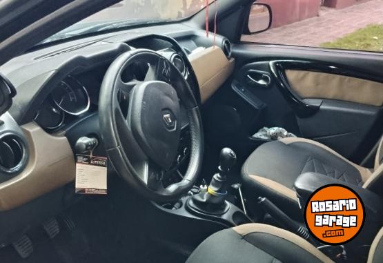 Camionetas - Renault Duster 4x4 2016 Nafta 105000Km - En Venta