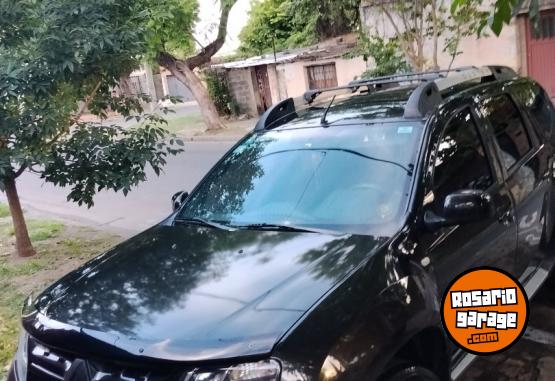 Camionetas - Renault Duster 4x4 2016 Nafta 105000Km - En Venta