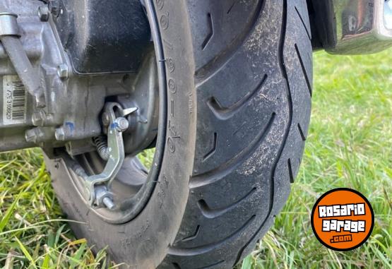 Motos - Honda Elite 2020 Nafta 14300Km - En Venta