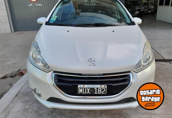 Autos - Peugeot 208 Allure 1.5 2013 Nafta 88000Km - En Venta