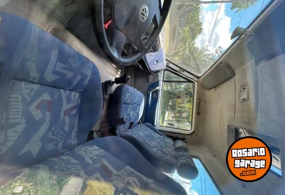 Camiones y Gr�as - Wolkswagen 9 150 muy buen estado 2011 - En Venta