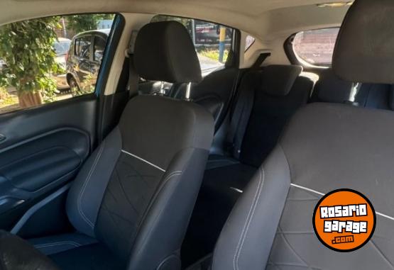 Autos - Ford Fiesta 2014 Nafta 130000Km - En Venta