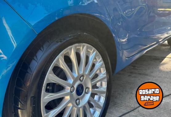 Autos - Ford Fiesta 2014 Nafta 130000Km - En Venta