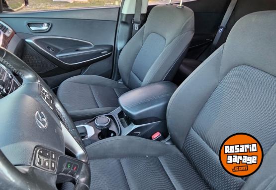 Camionetas - Hyundai SANTA FE 2.4 SORENTO 2017 Nafta 137000Km - En Venta