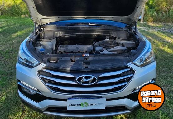 Camionetas - Hyundai SANTA FE 2.4 SORENTO 2017 Nafta 137000Km - En Venta