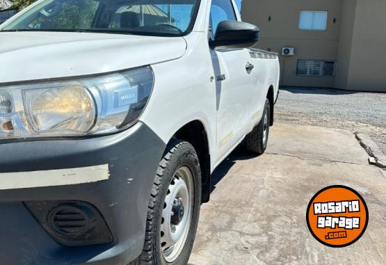 Camionetas - Toyota Hilux C/S 2019 Diesel 363000Km - En Venta