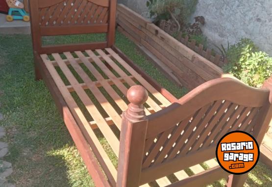 Hogar - Cama de 1 plaza algarrobo - En Venta