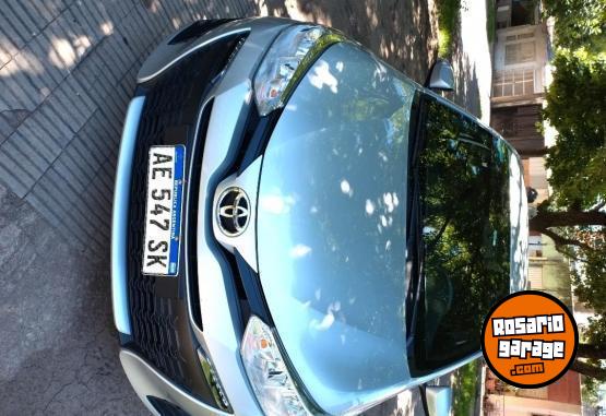 Autos - Toyota Yaris xs 2020 Nafta 32000Km - En Venta