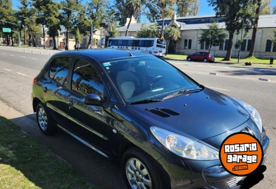 Autos - Peugeot 207 compact 2011 Nafta 70000Km - En Venta