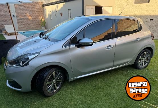 Autos - Peugeot 208 1.6 Feline 2017 Nafta 86500Km - En Venta