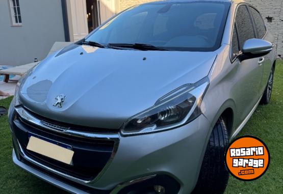 Autos - Peugeot 208 1.6 Feline 2017 Nafta 86500Km - En Venta