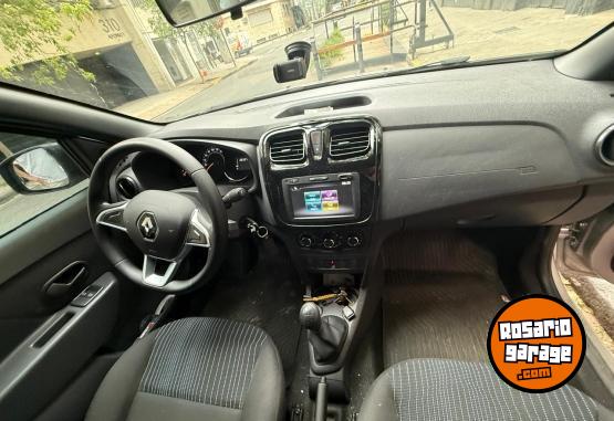 Autos - Renault Logan 2025 Nafta 3000Km - En Venta