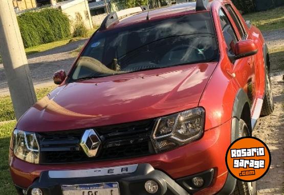 Camionetas - Renault Duster Oroch Outsider 2.0 2017 GNC 135700Km - En Venta