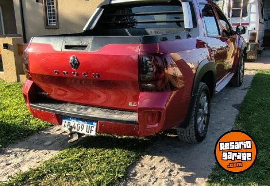 Camionetas - Renault Duster Oroch Outsider 2.0 2017 GNC 135700Km - En Venta