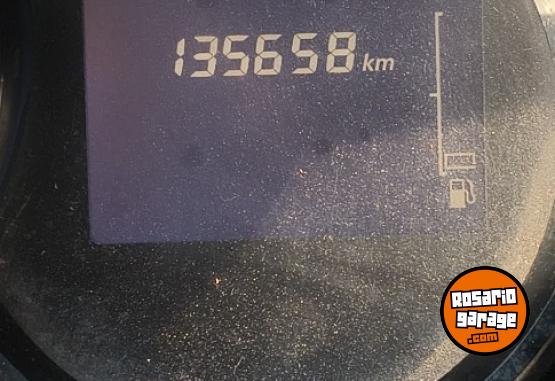 Camionetas - Renault Duster Oroch Outsider 2.0 2017 GNC 135700Km - En Venta