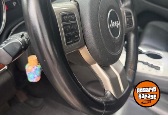 Camionetas - Jeep Jeep grand Cherokee Lt 2013 Nafta 158500Km - En Venta