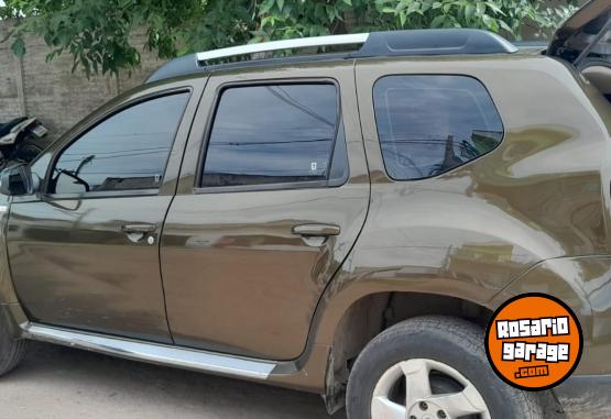 Camionetas - Renault Duster 2013 GNC 11111Km - En Venta