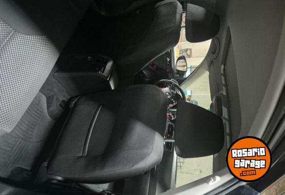 Autos - Volkswagen VENTO 2,5 170HP ADVANCE T 2015 Nafta 200000Km - En Venta